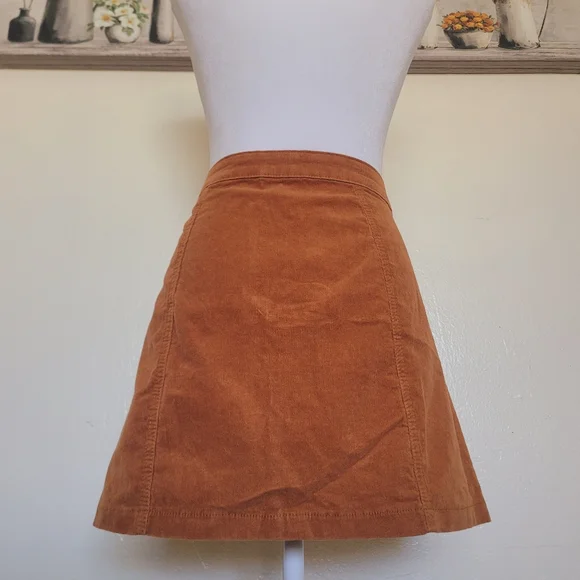 I & M - Burnt Orange Corduroy Skirt Size M - Picture 7 of 11